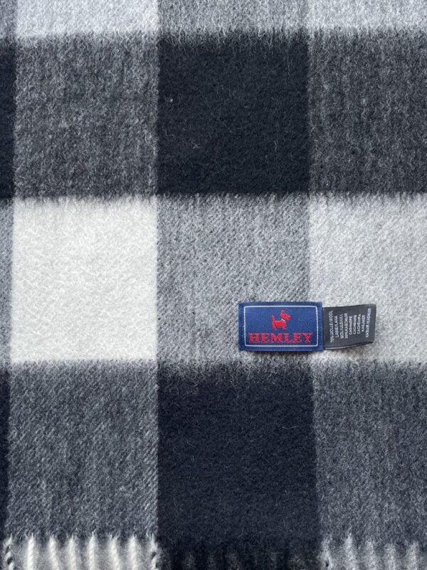 8243212-1 Detail